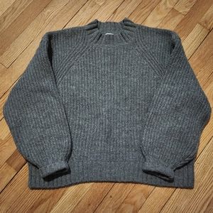 Old Navy gray chunky sweater
